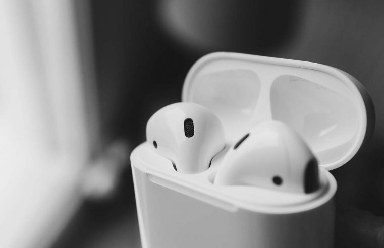4 Special Benefits of Using Happy Plugs Earbuds